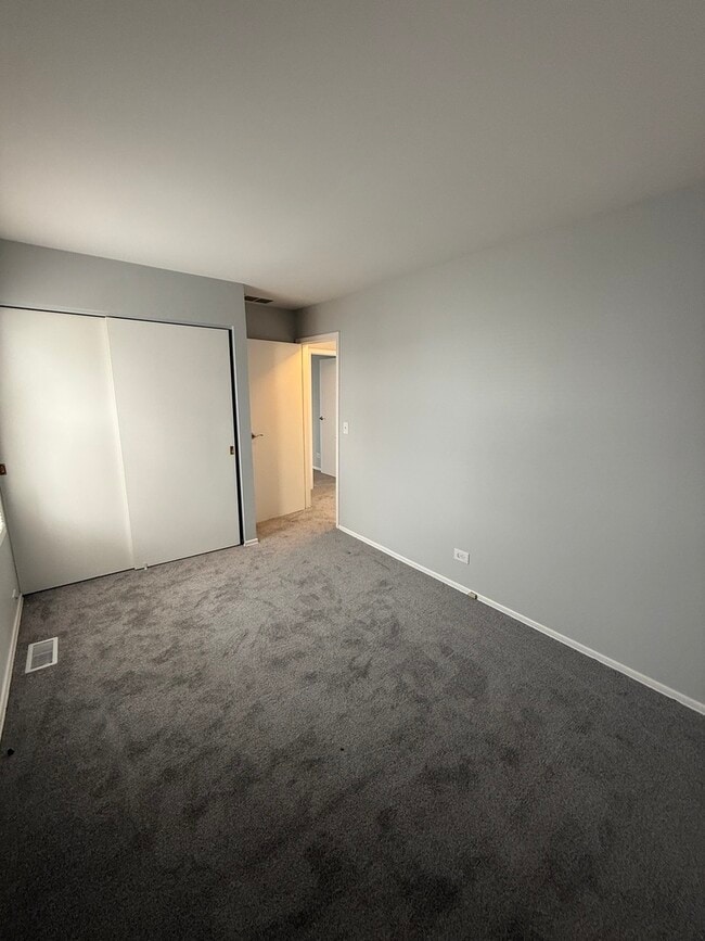 Building Photo - 20137 S Hampton Ct