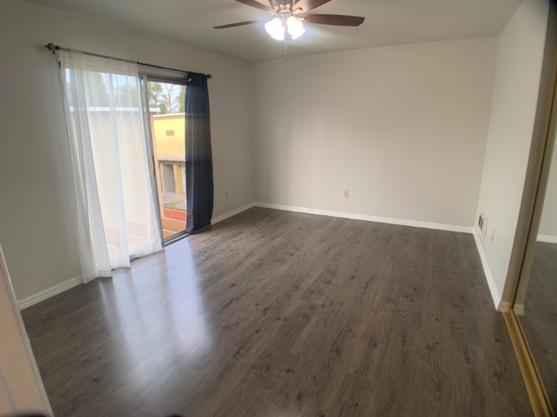 Building Photo - 1641 Pentecost Way