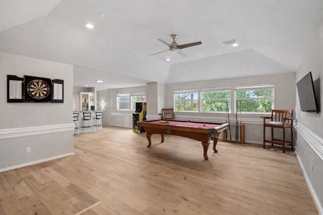 Building Photo - 25307 Piney Bend Ct