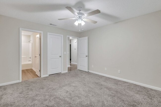 Building Photo - Available for Rent