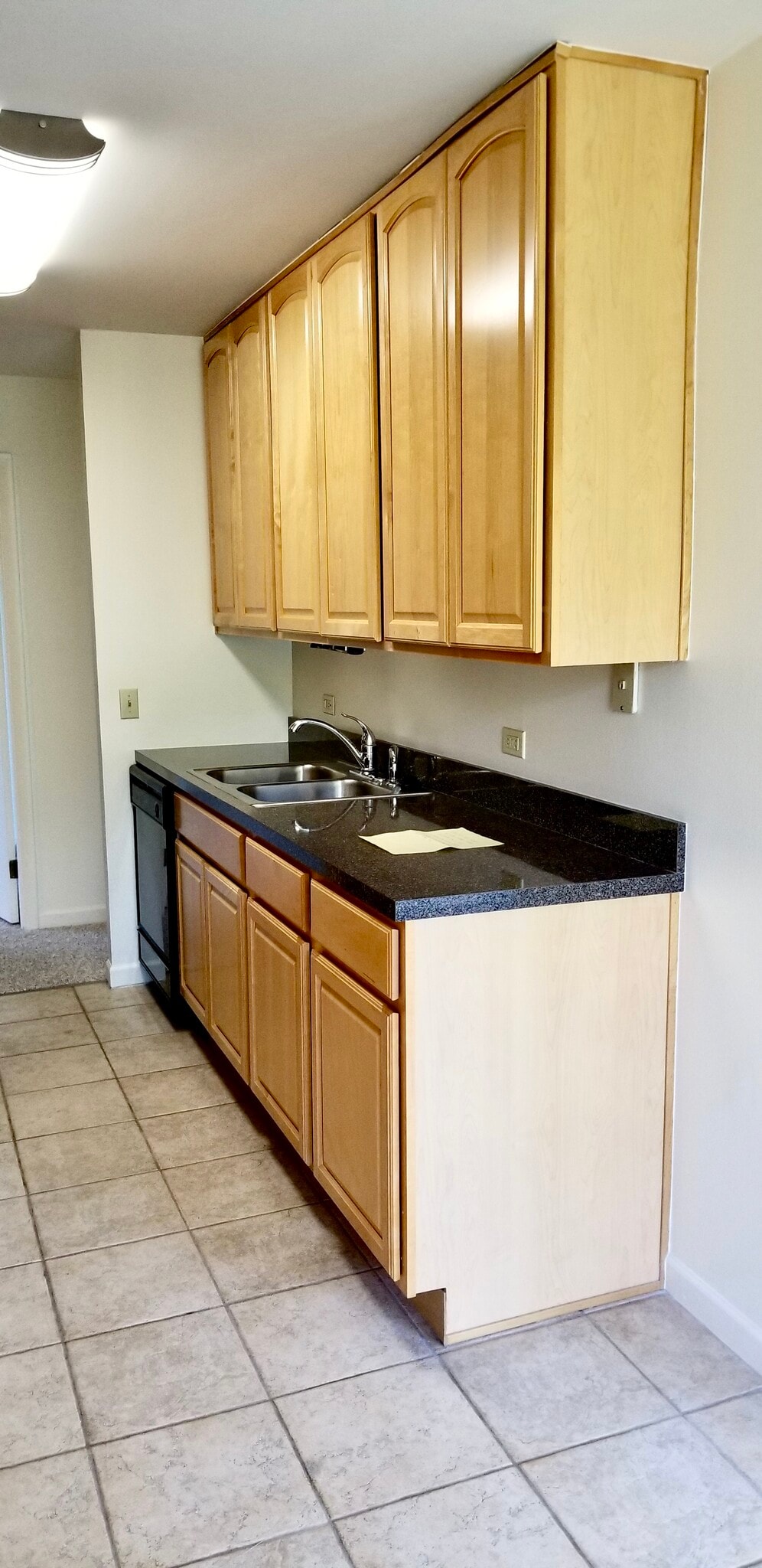 Building Photo - 6020 Oakwood Dr