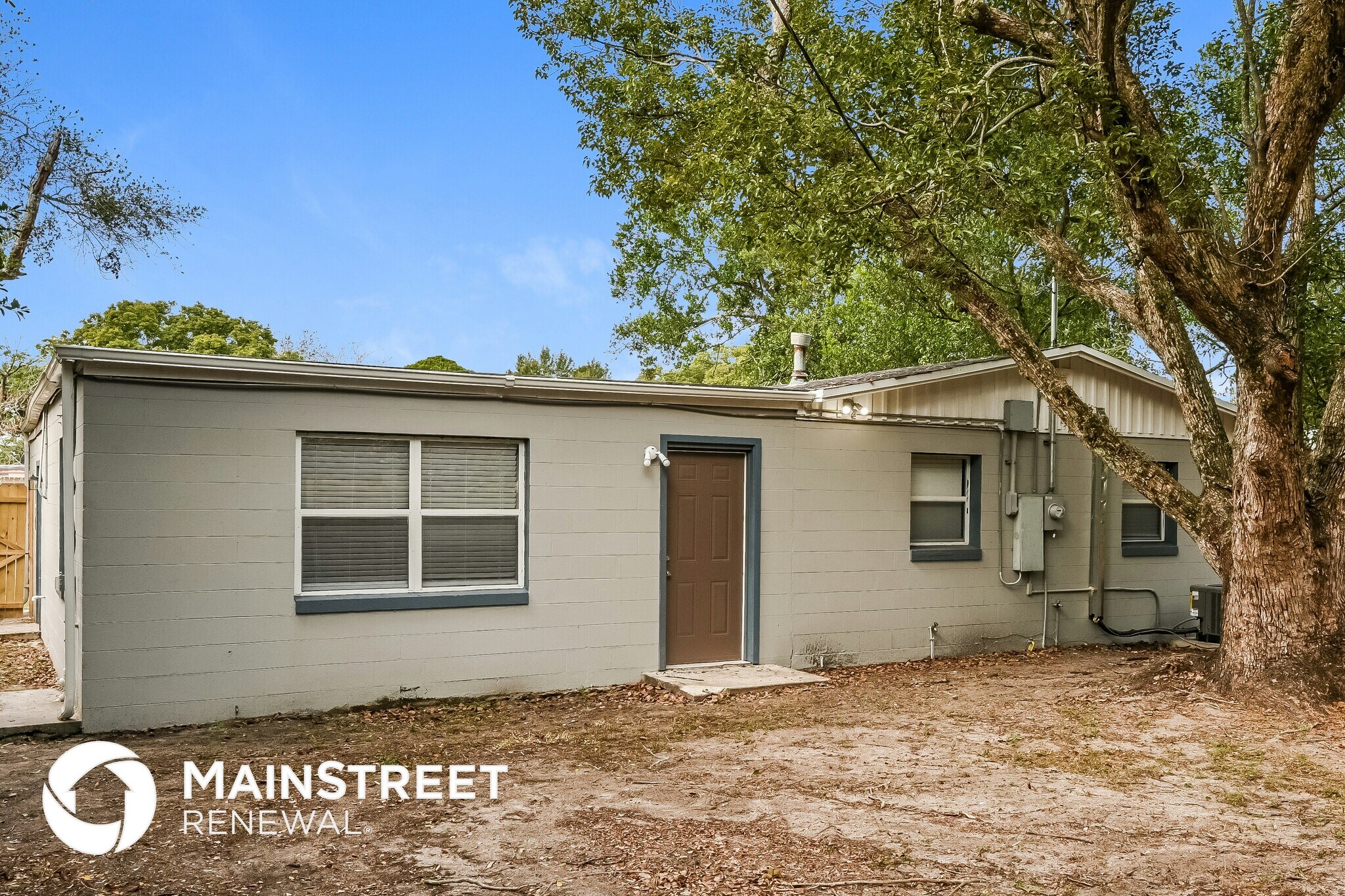 Building Photo - 671 Caliente Way