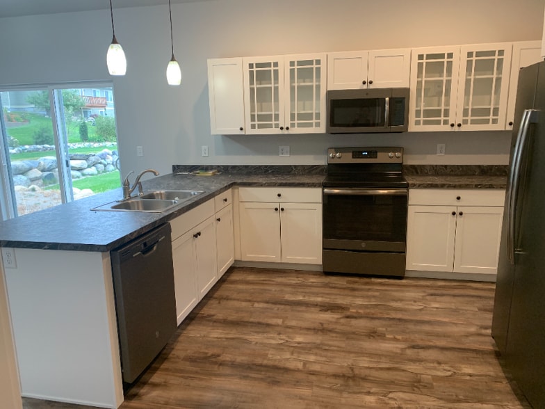 Building Photo - 362 Mountain Vista Way