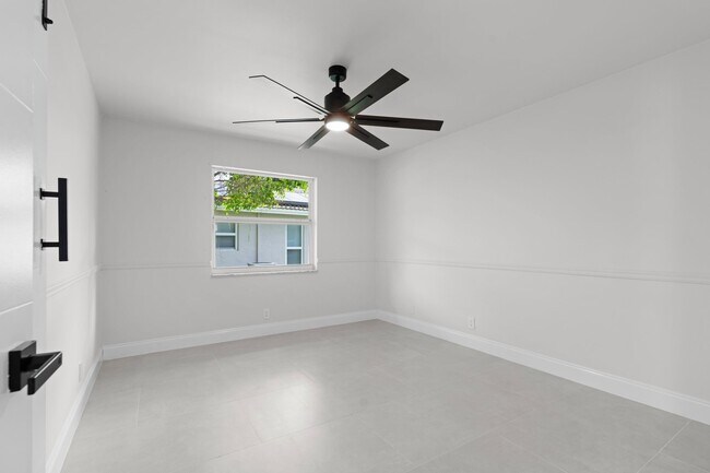Building Photo - 1833 NW 104th Ave