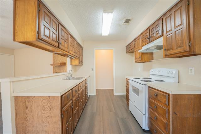Building Photo - 6509 Sayle St