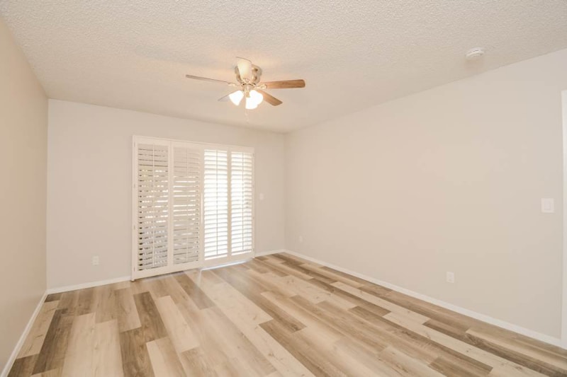 Building Photo - 5221 W Harmont Dr