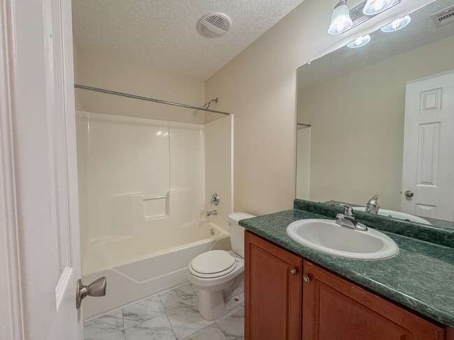 Building Photo - 5021 Scotch Pine Ave