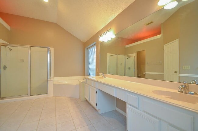 Building Photo - 22951 Provincial Blvd
