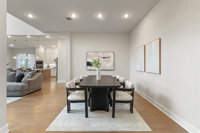 Building Photo - 17366 Camillia Trails