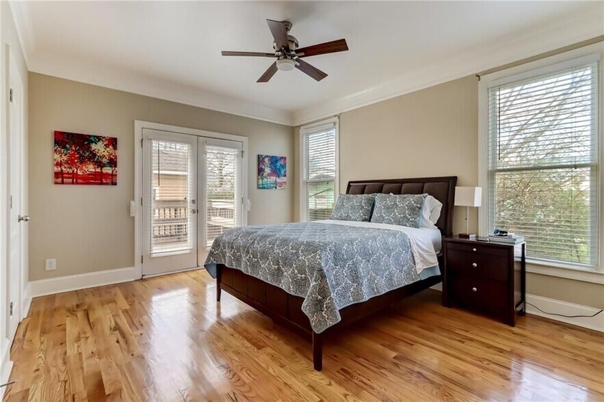 Building Photo - 345 Chastain St SE