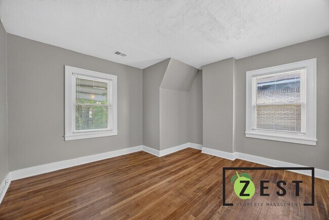 Building Photo - 3496 Courville St