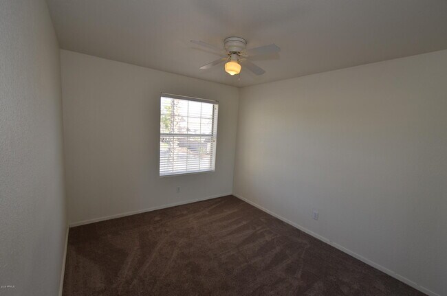 Building Photo - 630 N Diane Ct