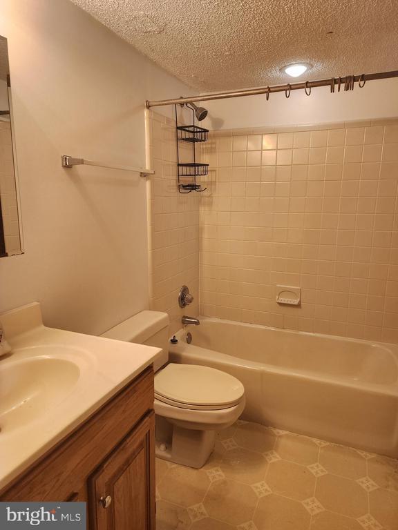 Building Photo - 23309 Sugar Maple Ct