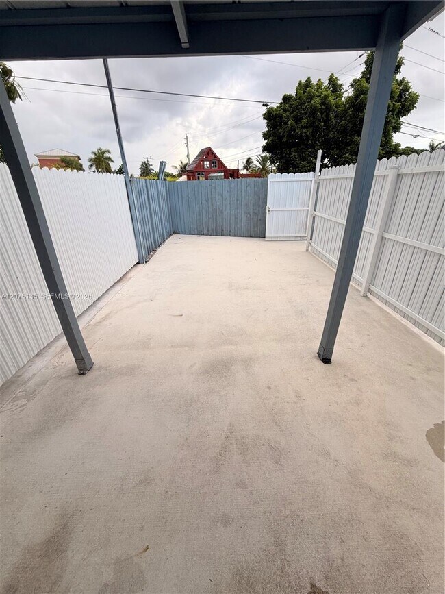 Building Photo - 26810 SW 134th Pl