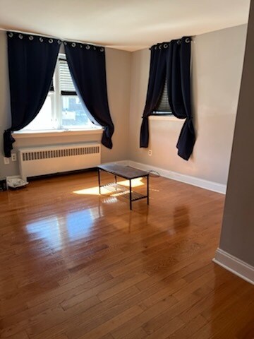 living room 1 - 3111 Levick St