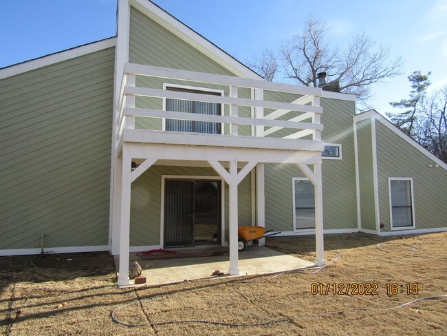 Building Photo - Shelter Creek Area!! Move In Special $200 ...