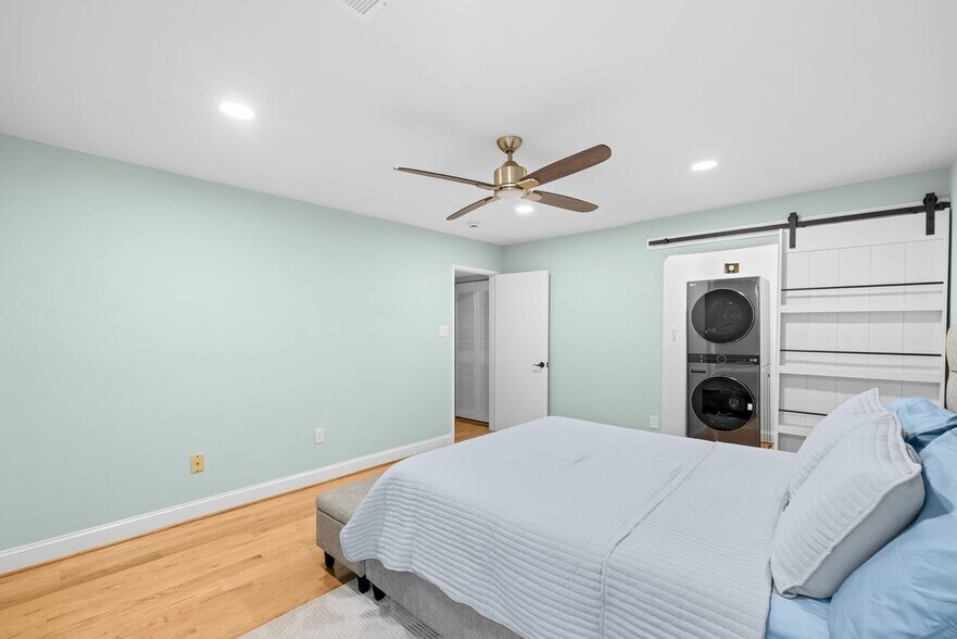 Building Photo - 9820 Georgia Ave