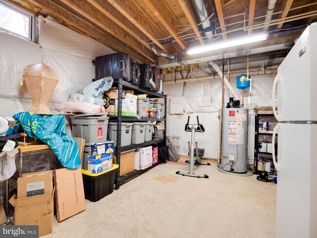 Building Photo - 23152 Evergreen Ridge Dr