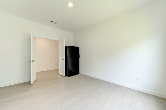 Building Photo - 21614 Springhill Grv Ln