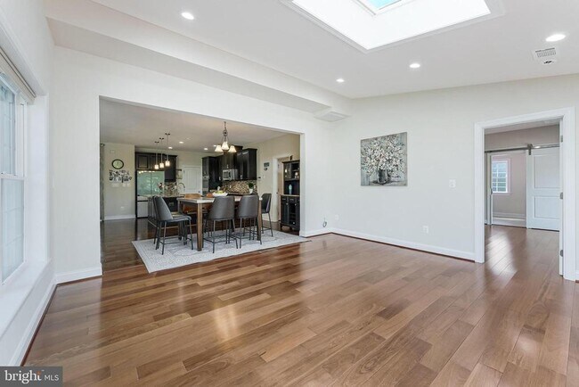 Building Photo - 22507 Bowens Wharf Pl