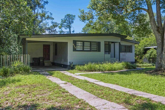 Building Photo - 1641 Atkamire Dr