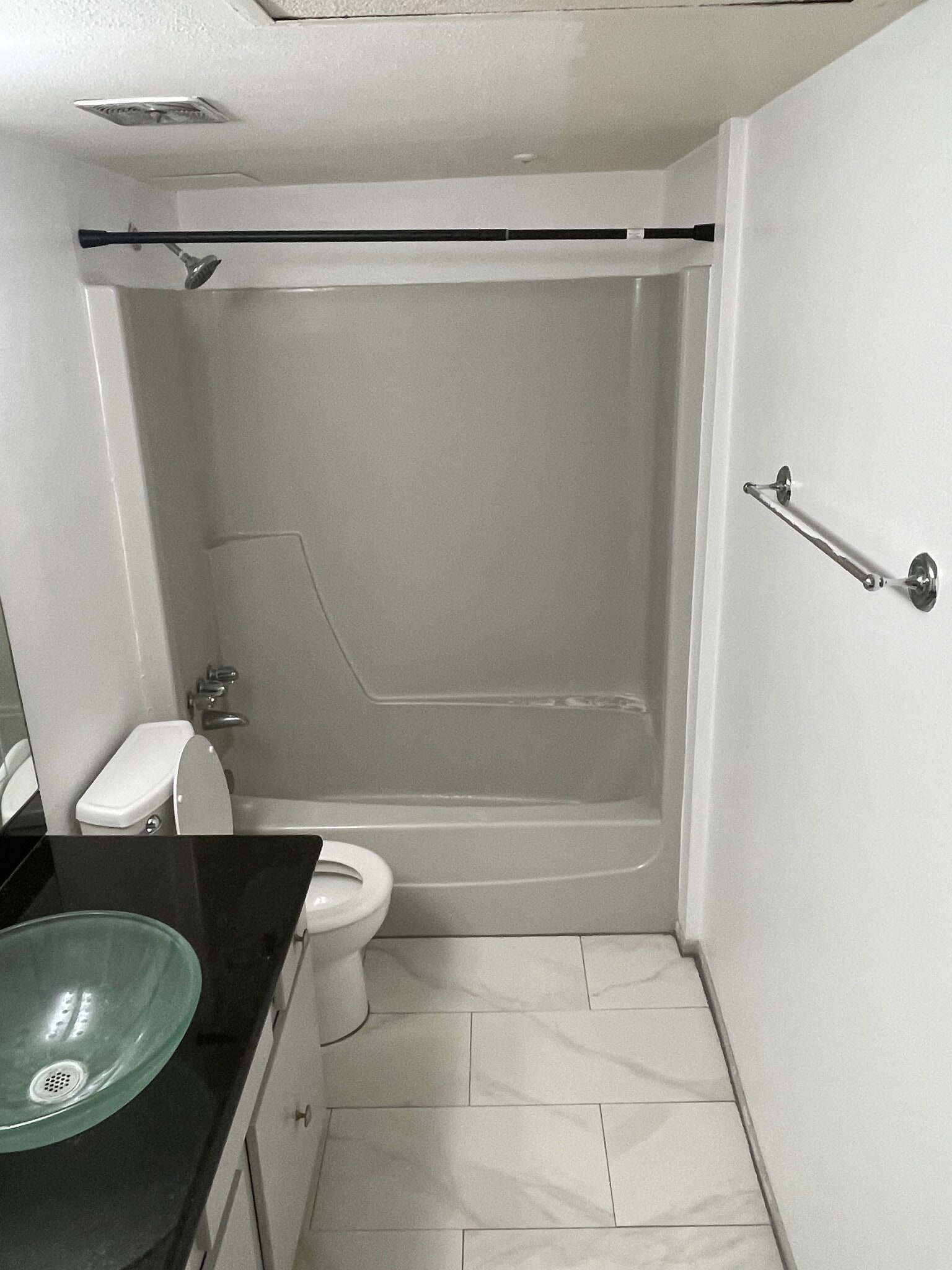 2nd Bathroom - 361 N Post Oak Ln