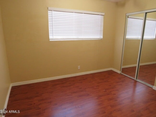 Building Photo - Condo in Mesa on second floor