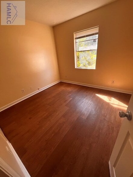 Building Photo - 928 Greenbriar Trial