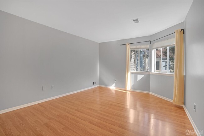 Building Photo - 1090 Schmidt Ln