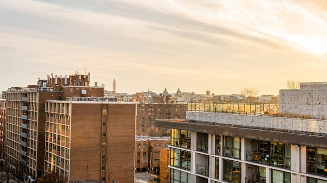 Building Photo - 1901 9th St NW