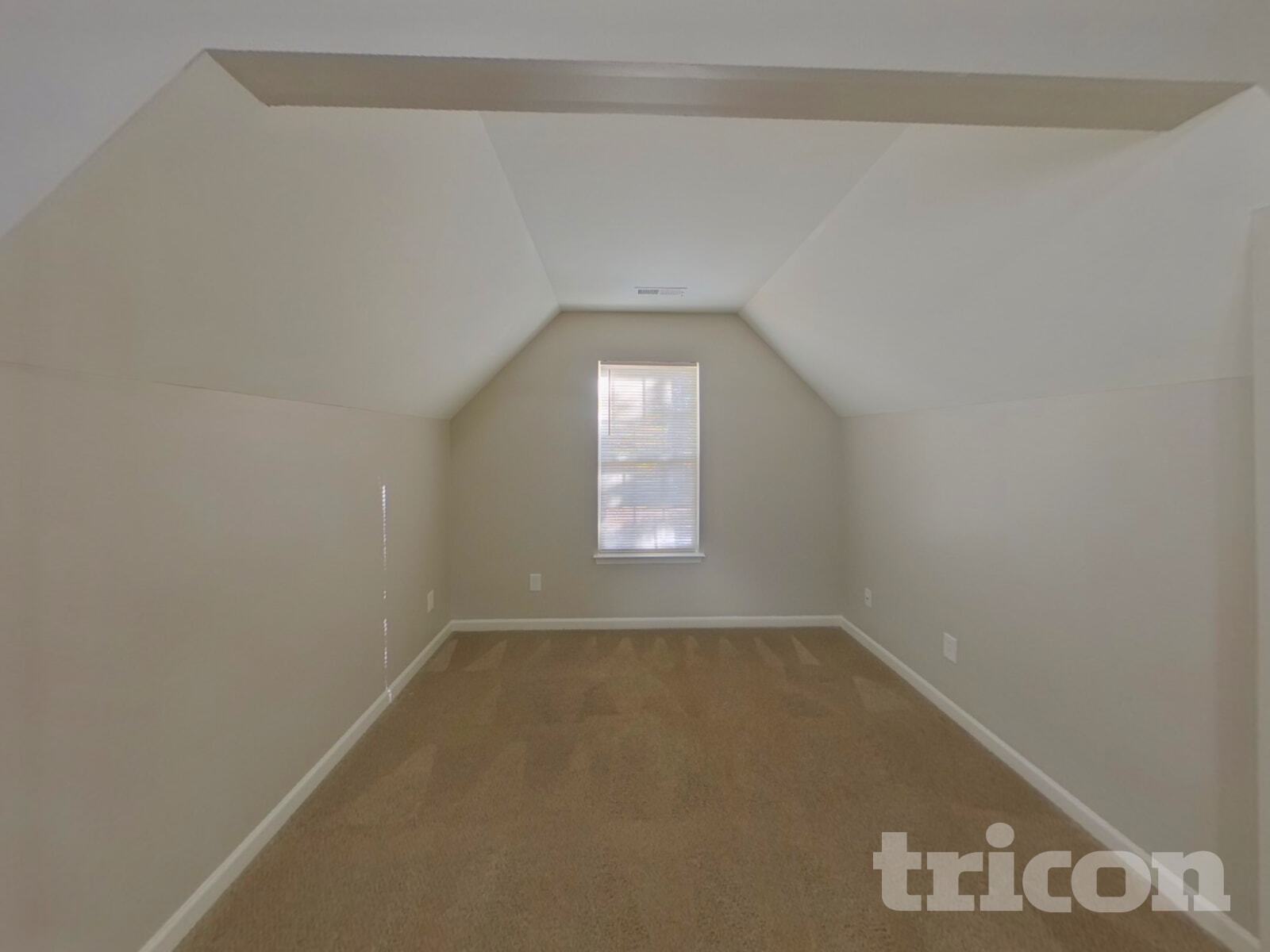 Building Photo - 1916 Lexington Ave