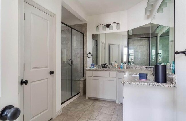 Master Bathroom - 4265 Snow Goose Trl