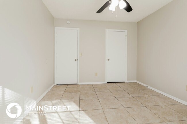 Building Photo - 4694 Garden Hills Dr
