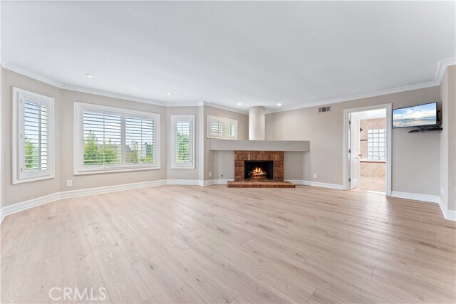 Building Photo - 24832 Los Gatos Dr