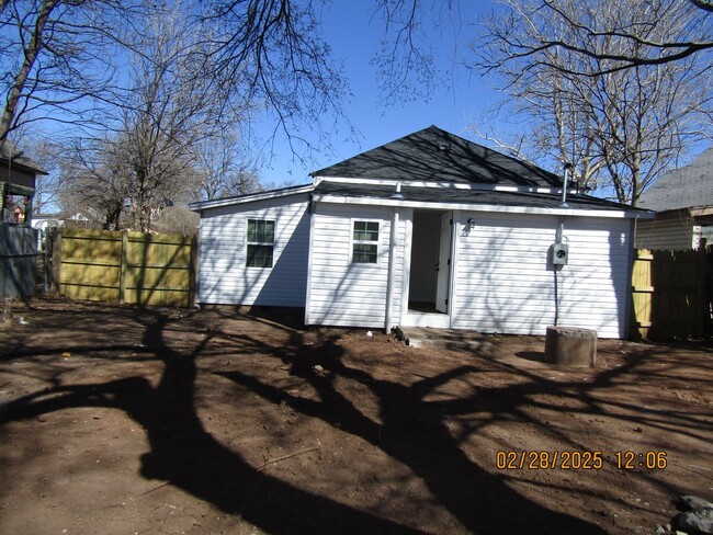 Building Photo - Historic Lawton Home. Newly renovated. Eas...