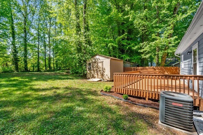 Building Photo - 120 Arcaro Dr
