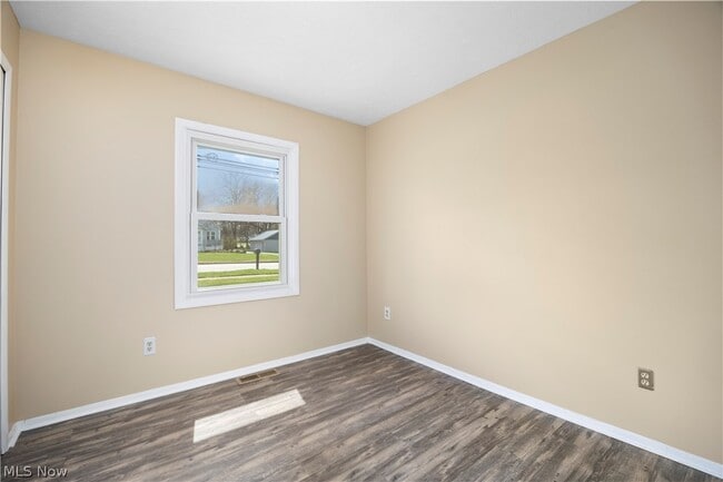 Building Photo - 17050 Sheldon Rd