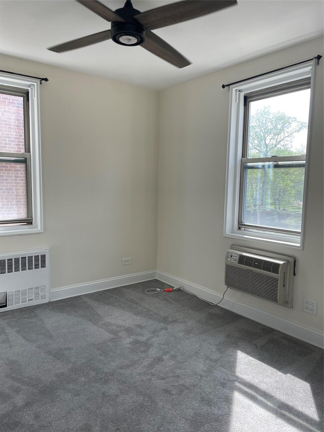 Building Photo - 6300 Riverdale Ave