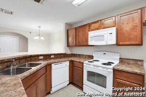 Building Photo - 7323 Snowden Rd