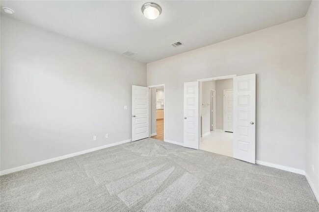 Building Photo - 105 Danielson St