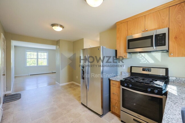 Building Photo - 91 Louis St