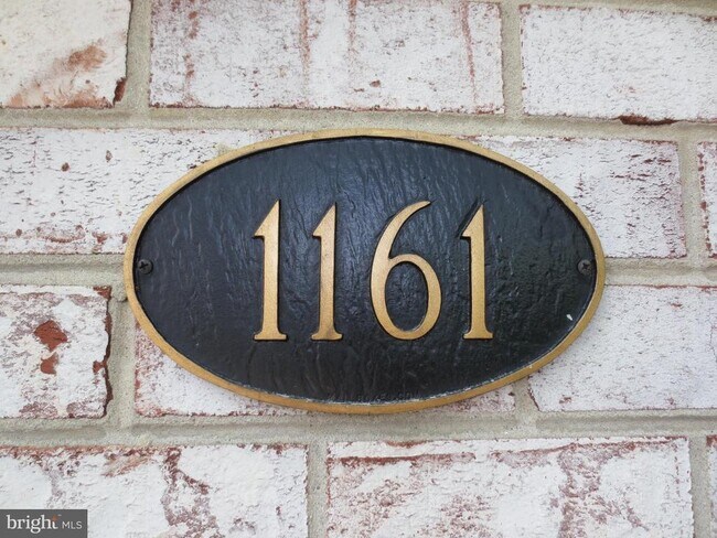 Building Photo - 1161 Putnam Blvd