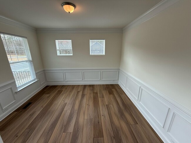 Building Photo - 10716 Forget Me Not Wy