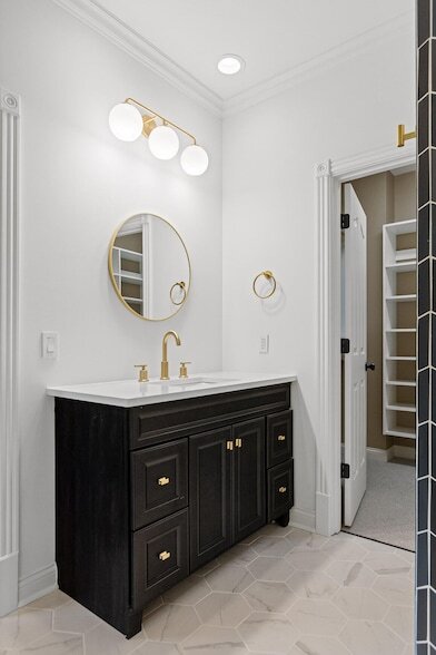 Building Photo - 1103 Centennial Dr