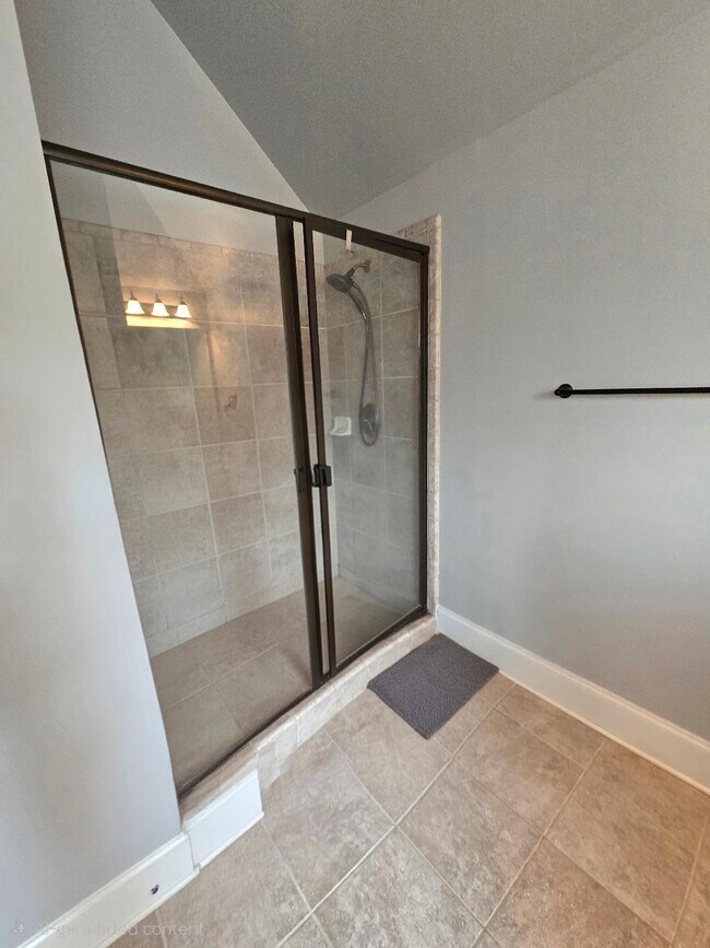 Building Photo - 534 Oconee Cir