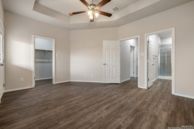 Building Photo - 9215 Canyon Bnd