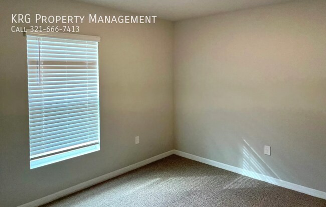 Building Photo - 3020 N Lakewood Rd