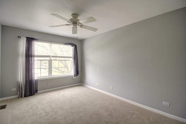 Building Photo - 1772 Ellington Dr