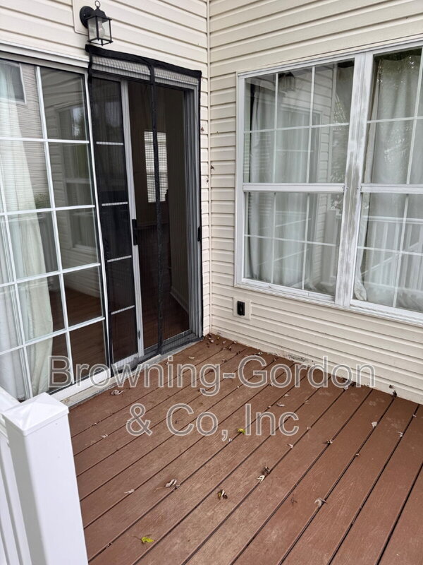 Building Photo - 4256 Chesney Glen Dr
