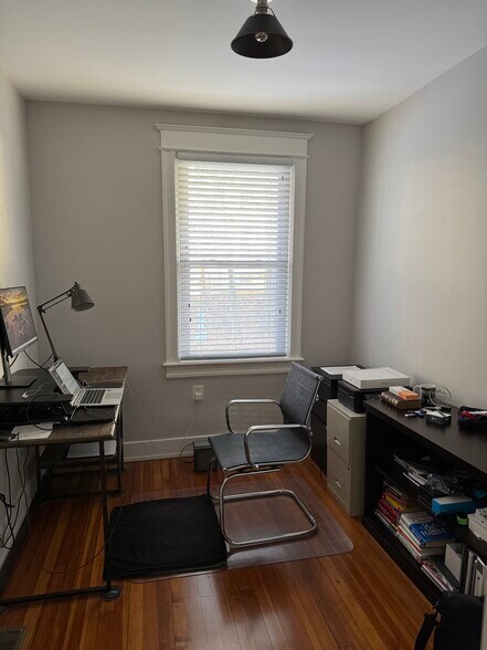 Building Photo - 1414 Quincy St NW